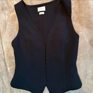 Aritzia attire vest